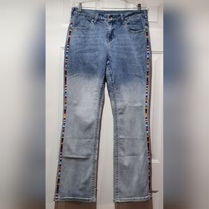 Cowgirl Tuff Women's Denim Blue Jeans 30x31 Boot Cut - "Rainbow"